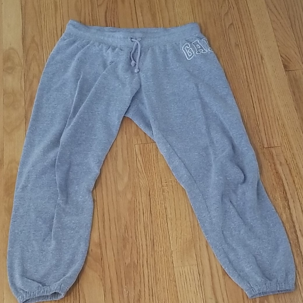 Gap heathered athleisure sweatpants